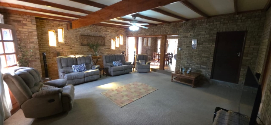 7 Bedroom Property for Sale in Wilkoppies North West